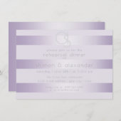 Invitation Dîner de répétition | Monogramme Lilac Shimmer Str (Devant / Derrière)