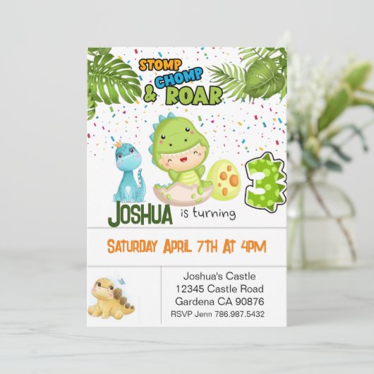 Invitation Dinosaur à l'invitation de 3 ans (Debout devant)