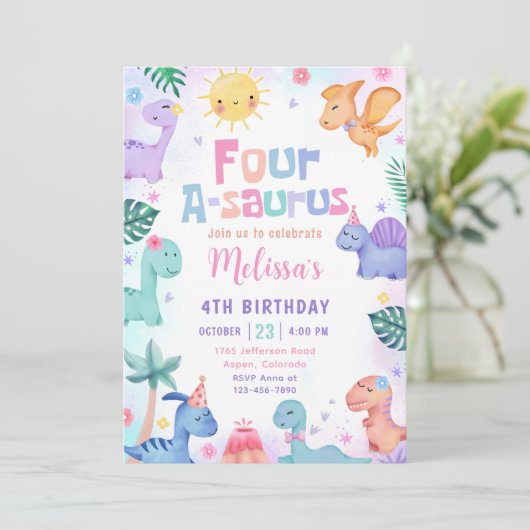 Invitation Dinosaur Four-A-Saurus 4e fête d'anniversaire (Debout devant)