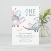 Invitation Dinosaur One-A-Saurus 1ère fête d'anniversaire (Debout devant)