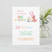 Invitation Dinosaure Peint Rouge Un A Saurus Anniversaire (Debout devant)