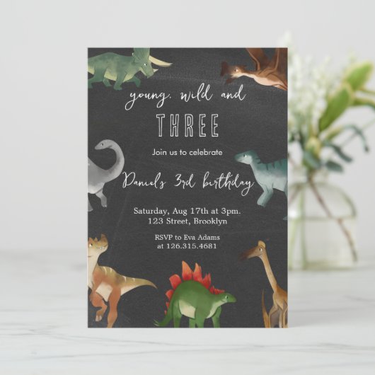 Invitation Dinosaures noir et coloré imprimable Anniversaire (Debout devant)