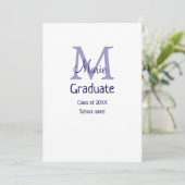 Invitation Diplômé ajouter nom monogramme violet simple minim (Debout devant)