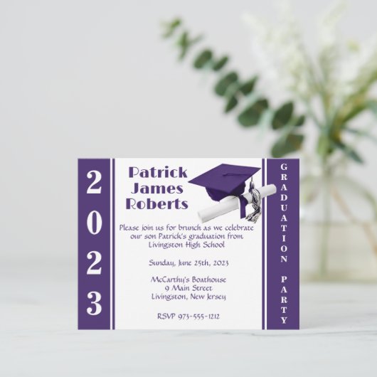 Invitation Diplôme de casquette, violet et blanc (Debout devant)