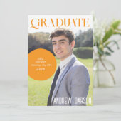 Invitation diplôme magazine orange (Debout devant)