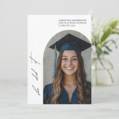 Invitation Diplôme photo Arch moderne | Catégorie 2025 (Debout devant)