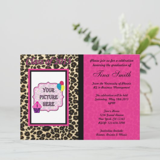 Invitation d'obtention du diplôme - (Debout devant)