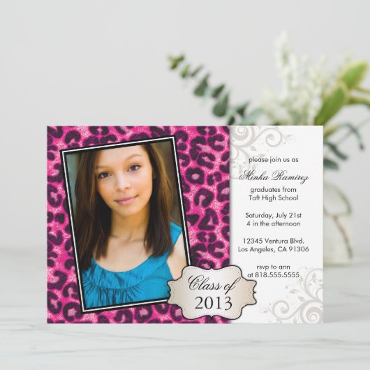 Invitation d'obtention du diplôme de guépard de (Debout devant)