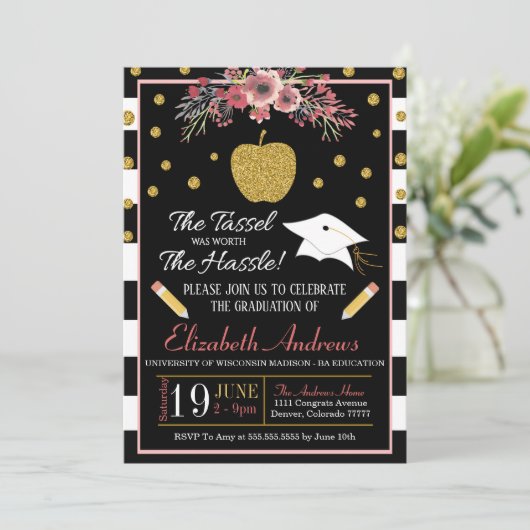 Invitation d'obtention du diplôme d'école de (Debout devant)