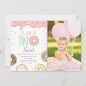 Invitation Donut Two Sweet Rose Doughnut Fille fête d'anniver (Devant)