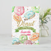 Invitation Donut veut Mlle Doughnut Anniversaire (Debout devant)