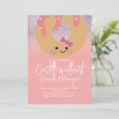 Invitation Donuts glacés rose Faux paillettes Saint-Valentin (Debout devant)
