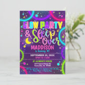 Invitation Dormir sur le bois d'oeuvre de l'invitation (Debout devant)