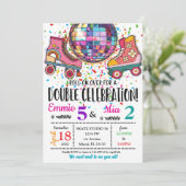 Invitation Double anniversaire de sœurs Célébration de roller (Debout devant)