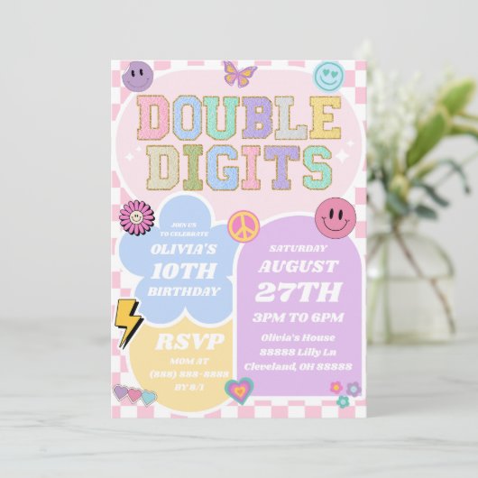 Invitation Double Chiffres Preppy Patch 10e fête d'anniversai (Debout devant)