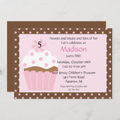 Invitation douce d'anniversaire de petit gâteau (Devant / Derrière)