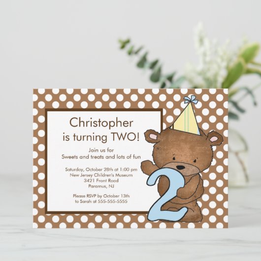 Invitation douce d'anniversaire du numéro DEUX (Debout devant)