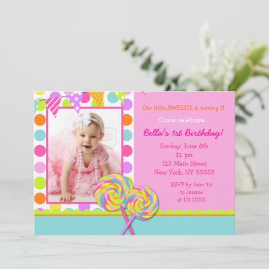 Invitation douce de fête d'anniversaire de magasin (Debout devant)