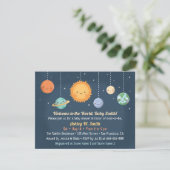 Invitation Douce Fête de Bébé sur le Thème de l'Espace avec l (Debout devant)