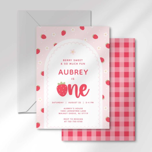Invitation Douce Première Fête d'Anniversaire de la Fraise de