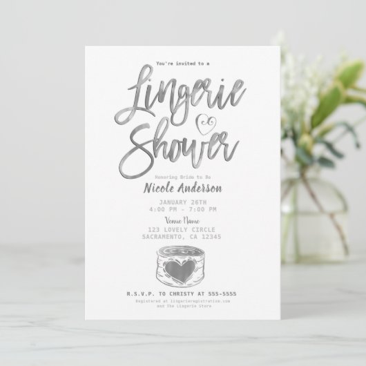 Invitation Douche de lingerie argentée glamour en bois de gra (Debout devant)