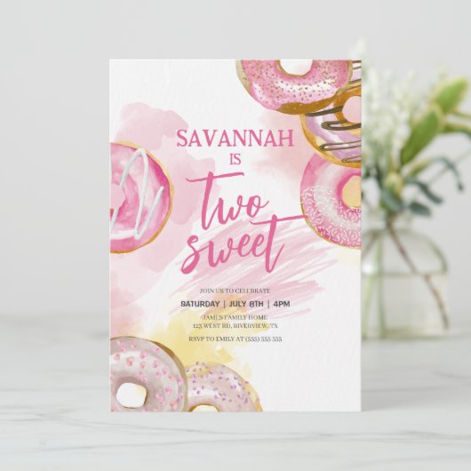 Invitation Doughnut rose deux beignets doux 2e anniversaire (Debout devant)