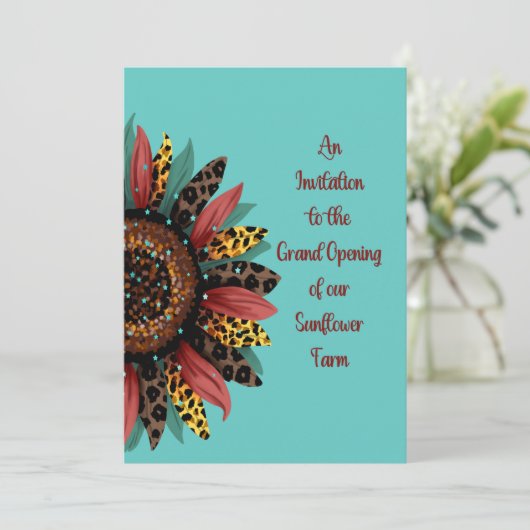 Invitation d'ouverture de la ferme de tournesol (Debout devant)