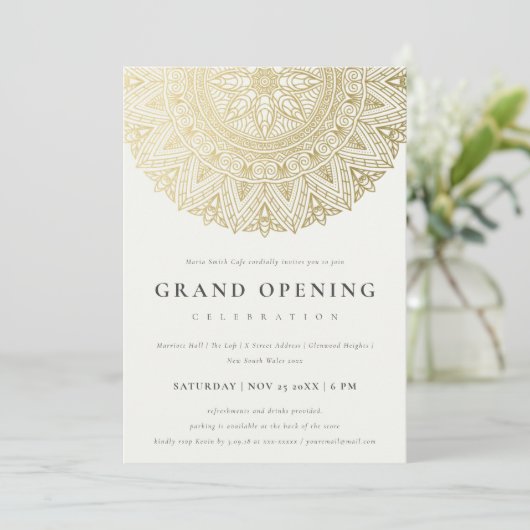 Invitation d'ouverture du Mandala Classy Gold (Debout devant)