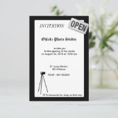 Invitation d'ouverture Photo Studio (Debout devant)