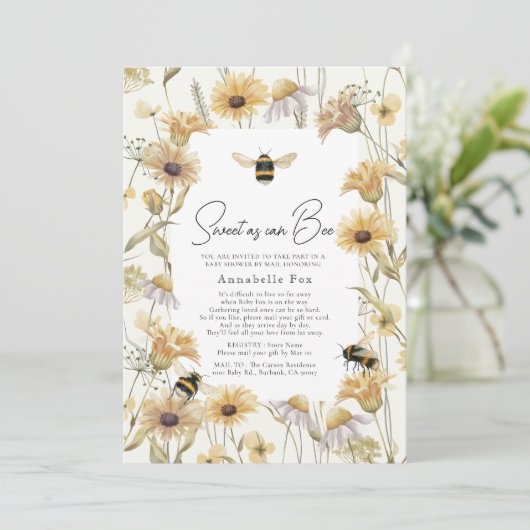 Invitation Doux comme peut Bee Chamomile Baby shower par cour (Debout devant)