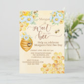 Invitation doux comme peut être abeille premier jour miel abe (Debout devant)