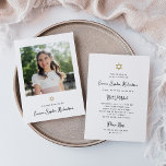 Invitation Doux et simple | Bat mitzvah photo<br><div class="desc">Cette invitation Bat mitzvah juive simple et élégante,  noire et blanche présente une typographie de style vintage et fantaisiste et une étoile d'or de David. Ajoutez sa photo à l'avant. Un style élégant,  classique et minimaliste qui reste unique et tendance.</div>