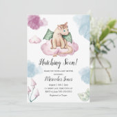 Invitation Dragon d'aquarelle aux couleurs pastel sur nuage r (Debout devant)