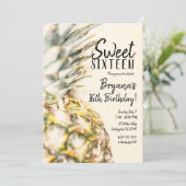 Invitation Dreamy Tropical Pineapple Beach Sweet 16 Party (Debout devant)