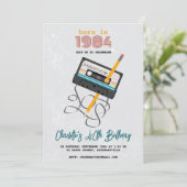 Invitation Drôle 80s Musique Retro Cassette Bande 40e anniver (Debout devant)