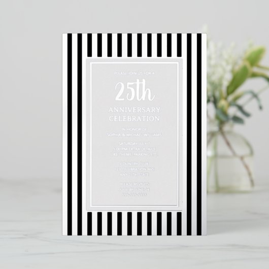Invitation du 25e anniversaire du Mariage Silver S (Debout devant)