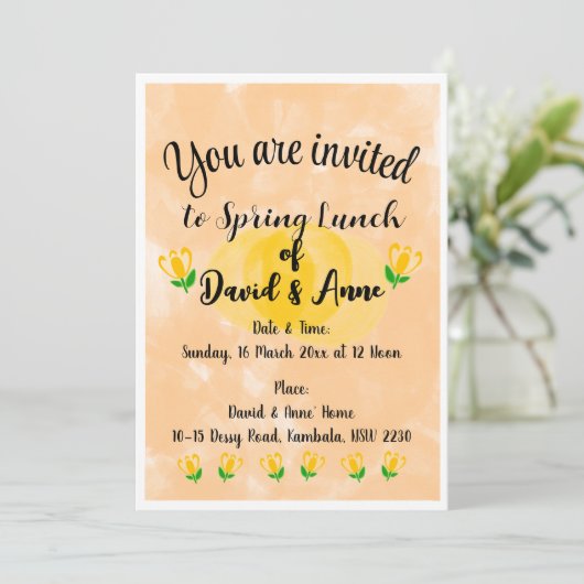 Invitation du déjeuner du printemps (Debout devant)