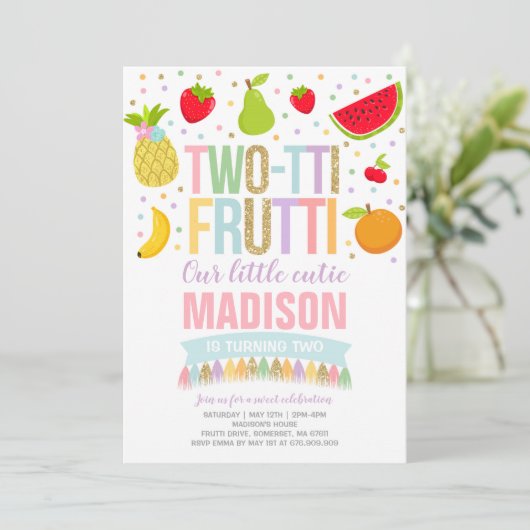 Invitation du Parti Frutti à deux tti 2e fête d'an (Debout devant)