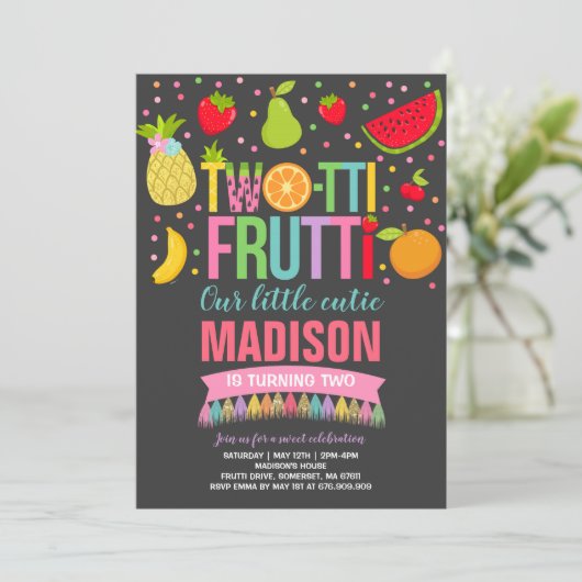 Invitation du Parti Frutti à deux tti 2e fête d'an (Debout devant)