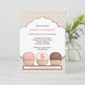 Invitation du parti social Glace Cream âgé (Debout devant)