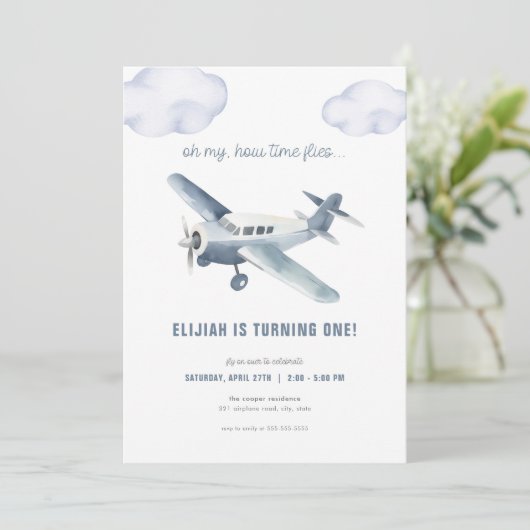 Invitation du plan d'invitation d'anniversaire de (Debout devant)