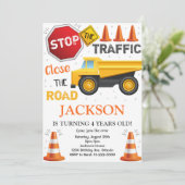 Invitation du véhicule de camion de construction (Debout devant)