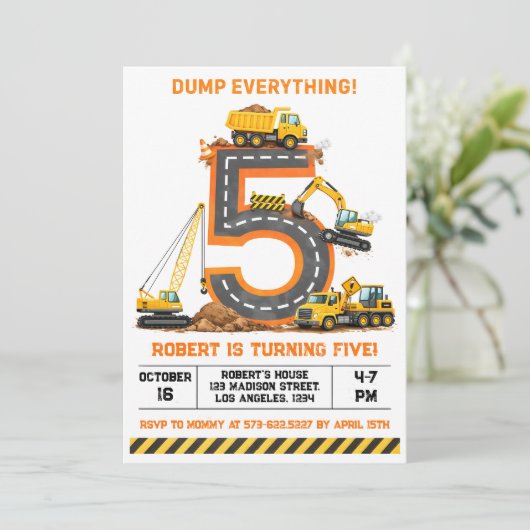 Invitation Dump Everything Construction Truck 5th Birthday (Debout devant)