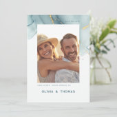 Invitation Dusty Blue Chic Modern Mariage QR Photo Enregistre (Debout devant)