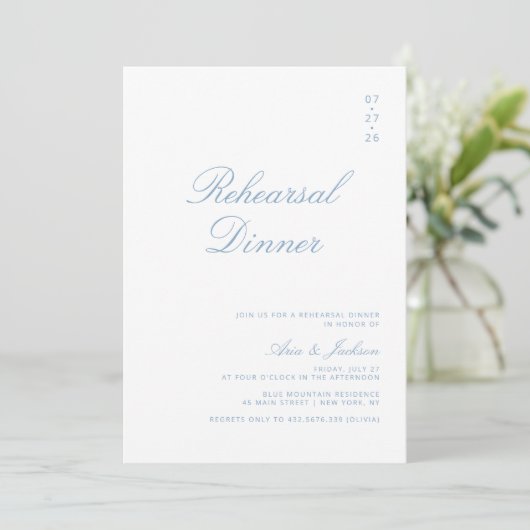 Invitation Dusty Blue Elegant Calligraphy Rehearer Dîner (Debout devant)