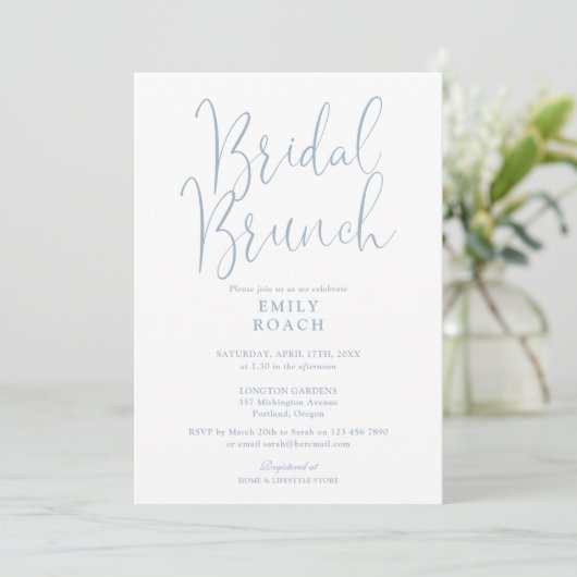 Invitation Dusty Blue élégant Script Bridal Bunch Douche (Debout devant)