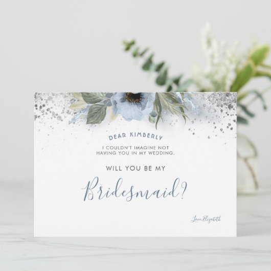 Invitation Dusty Blue et Silver Will you be my Bridesmaid (Debout devant)