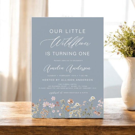 Invitation Dusty Blue Fleur sauvage Boho Premier anniversaire