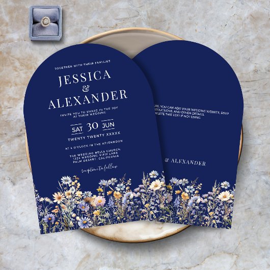 Invitation Dusty Blue Fleurs sauvages Élégant Mariage de mari