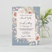 Invitation Dusty Blue Floral Rustic Mariage (Debout devant)